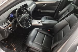 Mercedes E220 bild 7