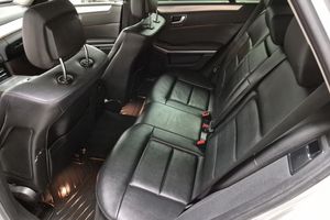 Mercedes E220 bild 8