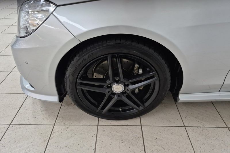 Mercedes E220 bild 10