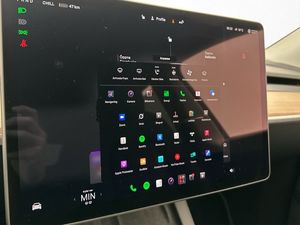 Tesla Model Y bild 22