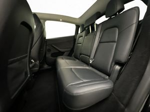 Tesla Model Y bild 27