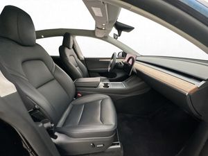 Tesla Model Y bild 28