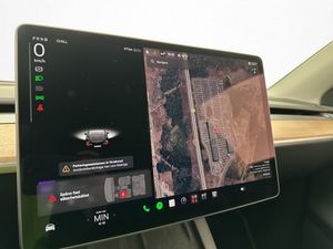 Tesla Model Y bild 21