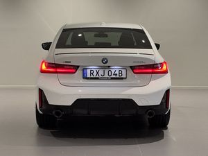 BMW 330 bild 4