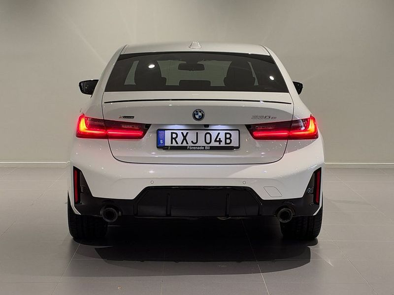 BMW 330 bild 4