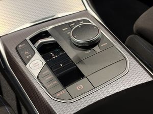 BMW 330 bild 16