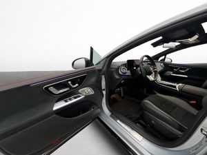 Mercedes EQE350 bild 13