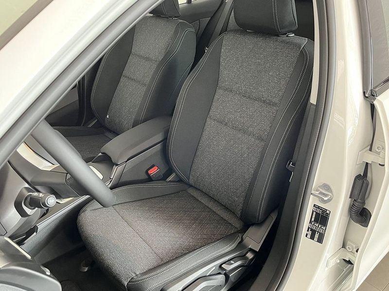 BMW 120 bild 6