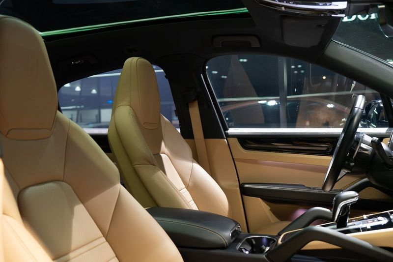 Porsche Cayenne bild 15