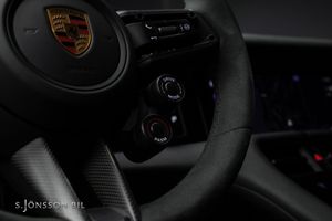Porsche Taycan bild 22