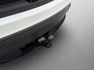 Tesla Model Y bild 10