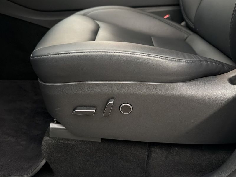 Tesla Model Y bild 13