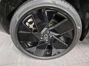 Volvo EX40 bild 10
