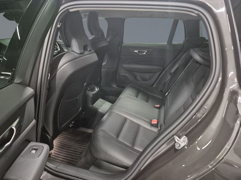 Volvo V60 bild 8