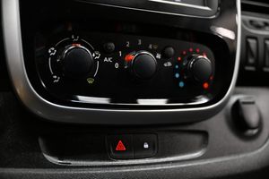 Renault Trafic bild 27
