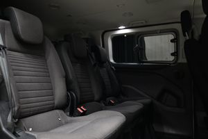 Ford Tourneo Custom bild 9
