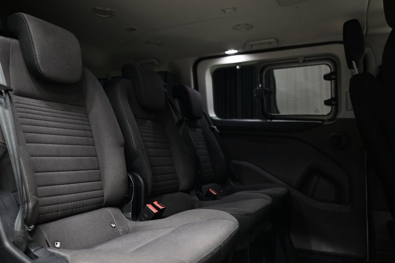 Ford Tourneo Custom bild 9