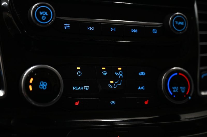 Ford Tourneo Custom bild 19
