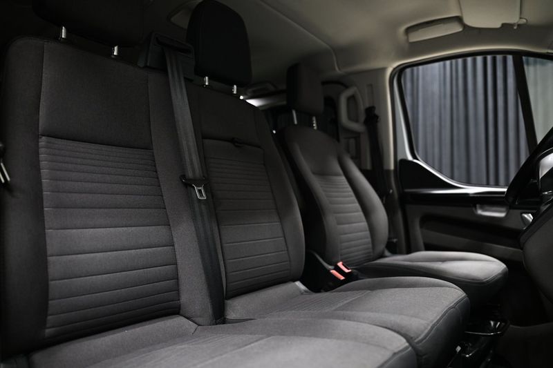 Ford Tourneo Custom bild 8
