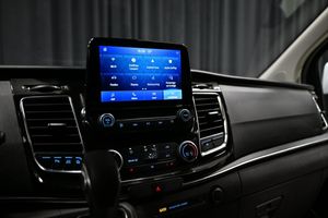 Ford Tourneo Custom bild 23