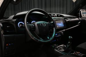Toyota Hilux bild 25