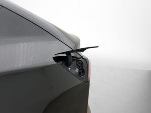 Tesla Model Y bild 24