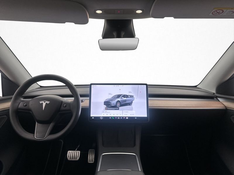 Tesla Model Y bild 27