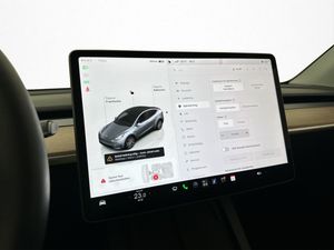 Tesla Model Y bild 22