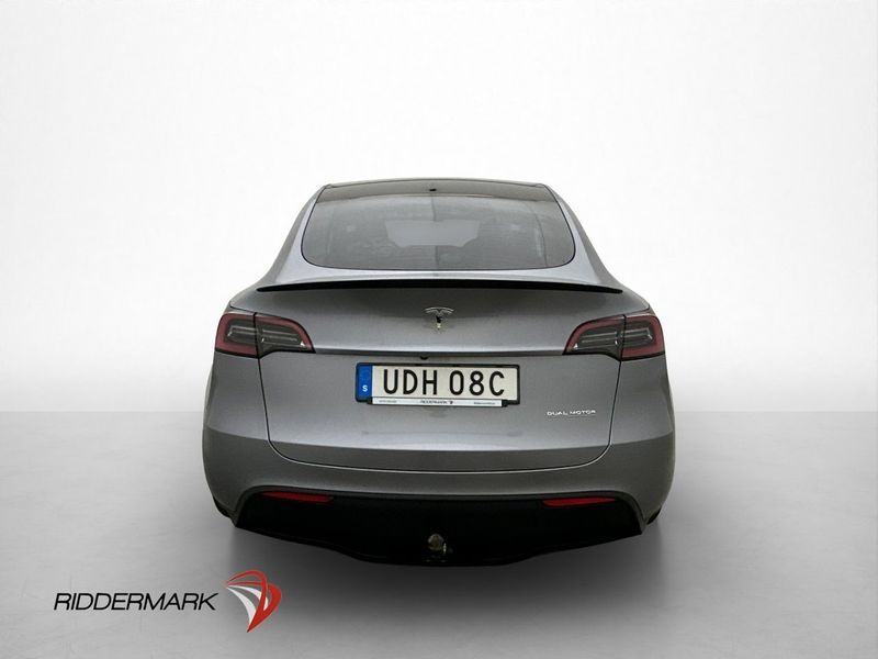 Tesla Model Y bild 8