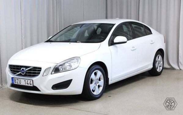 Volvo S60 T3 150HK, S&V-hjul, Kamrem bytt, Nyservad - 2012