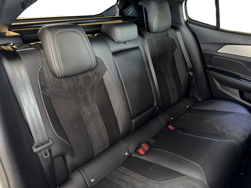 Peugeot 408 bild 15