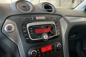 Ford Mondeo bild 22