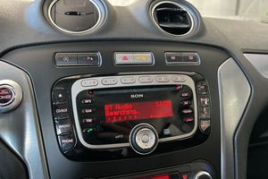 Ford Mondeo bild 23