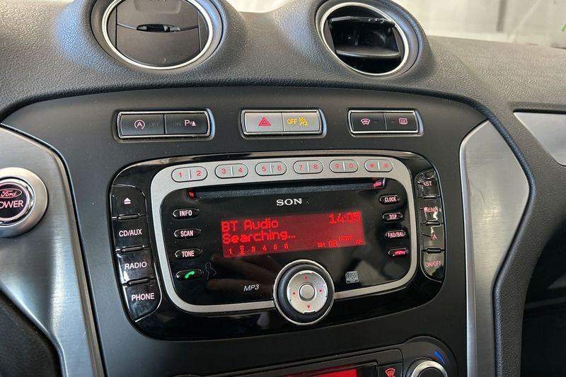 Ford Mondeo bild 23