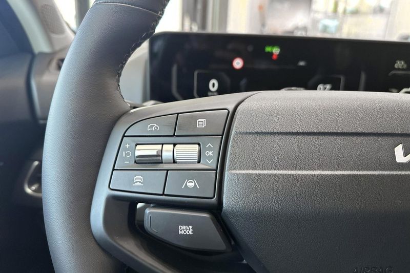 Kia K4 bild 15