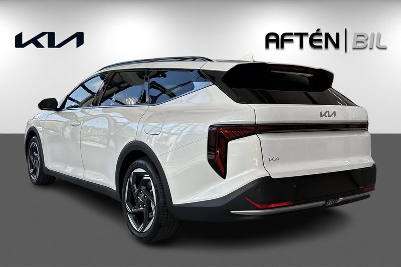 Kia K4 bild 7