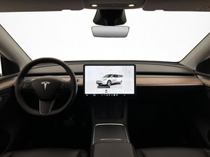 Tesla Model Y bild 16