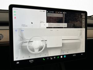Tesla Model Y bild 23