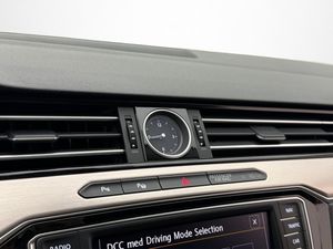 Volkswagen Passat bild 25