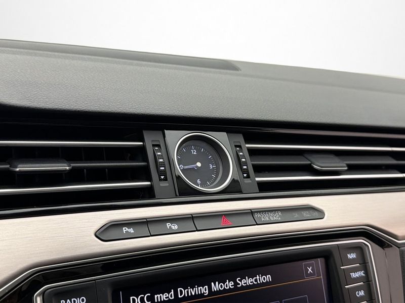 Volkswagen Passat bild 25