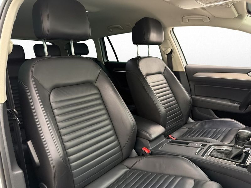Volkswagen Passat bild 31