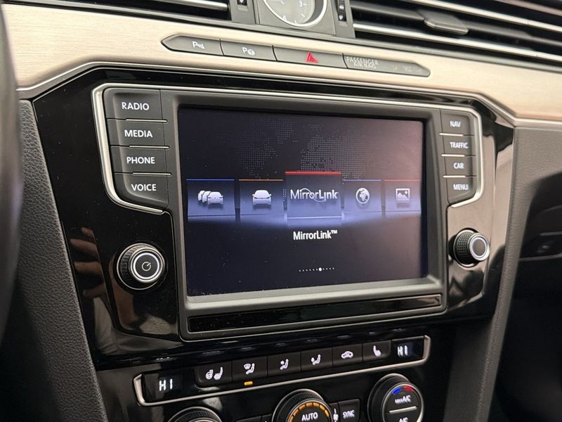 Volkswagen Passat bild 24