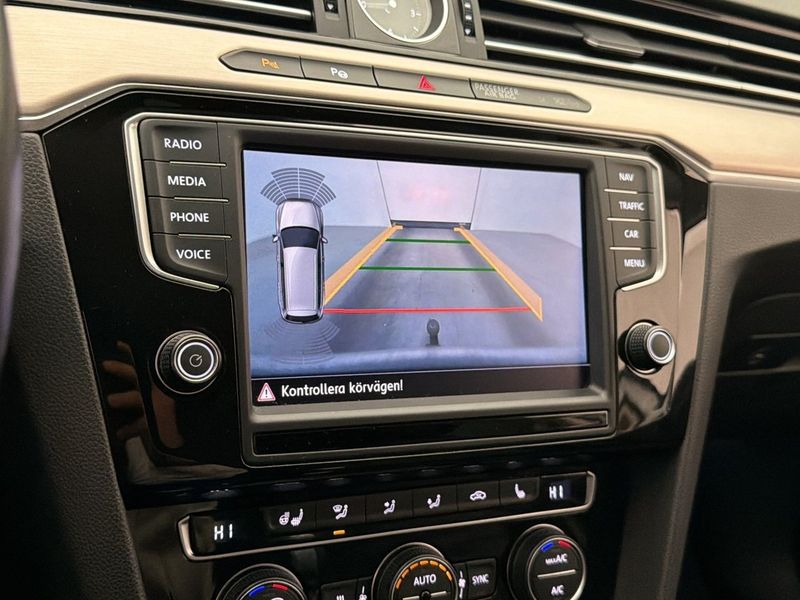 Volkswagen Passat bild 19