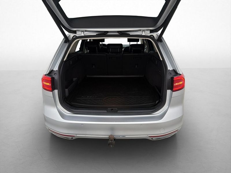 Volkswagen Passat bild 11