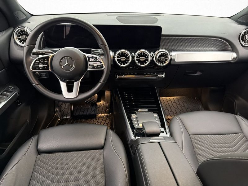 Mercedes EQB250+ bild 11