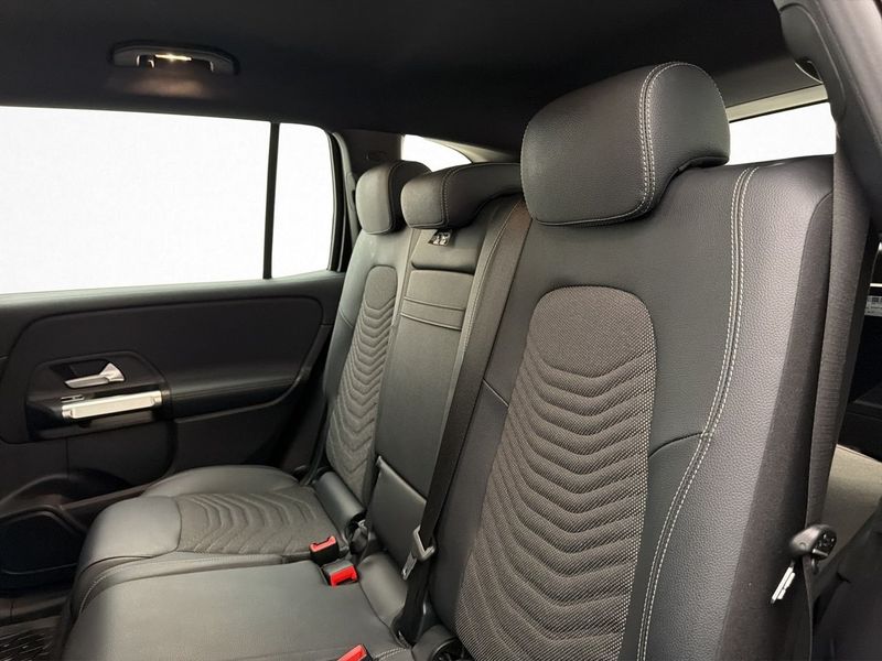 Mercedes EQB250+ bild 14
