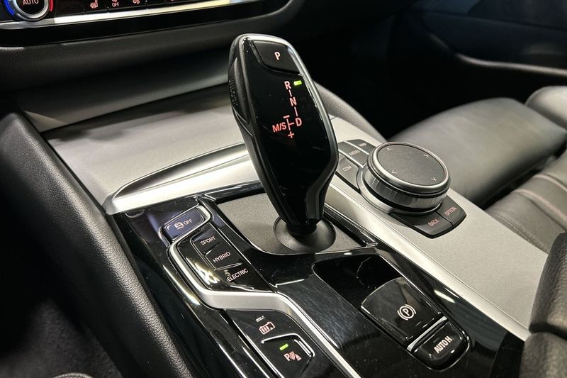 BMW 530 bild 10