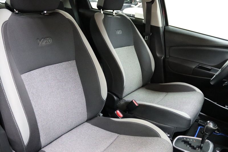 Toyota Yaris bild 15