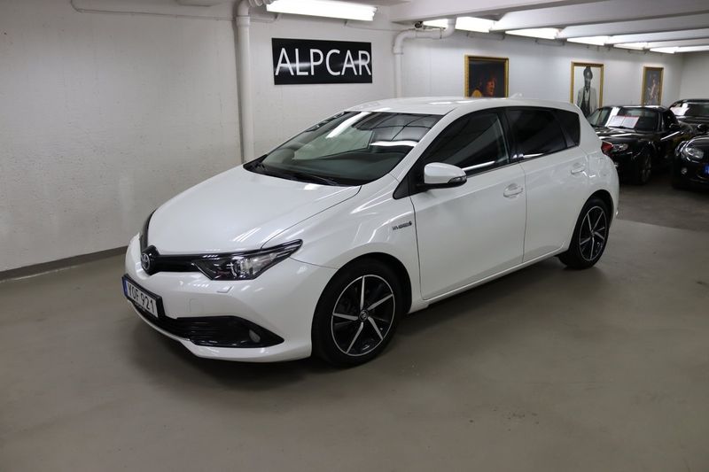 Toyota Auris bild 2