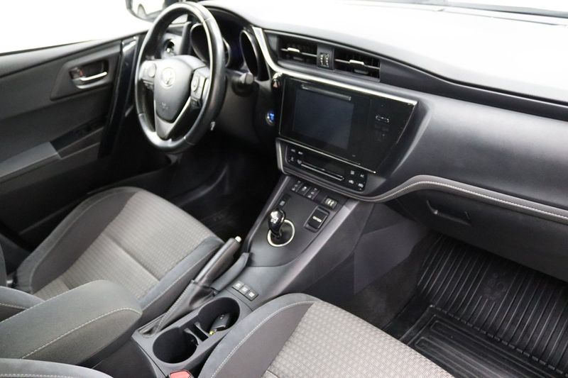 Toyota Auris bild 15